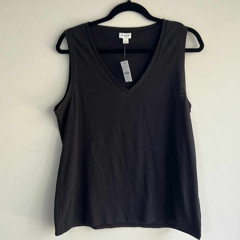 NWT Women’s J Crew V Neck Black Tank Top Black Large
